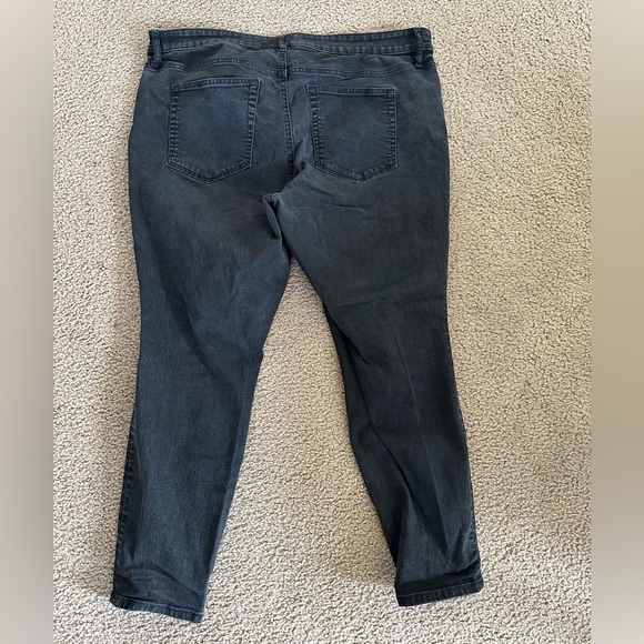 LOFT PLUS Modern Skinny Jean Stretch Denim Pant, Black Dark Gray, Size 18 - Picture 5 of 5
